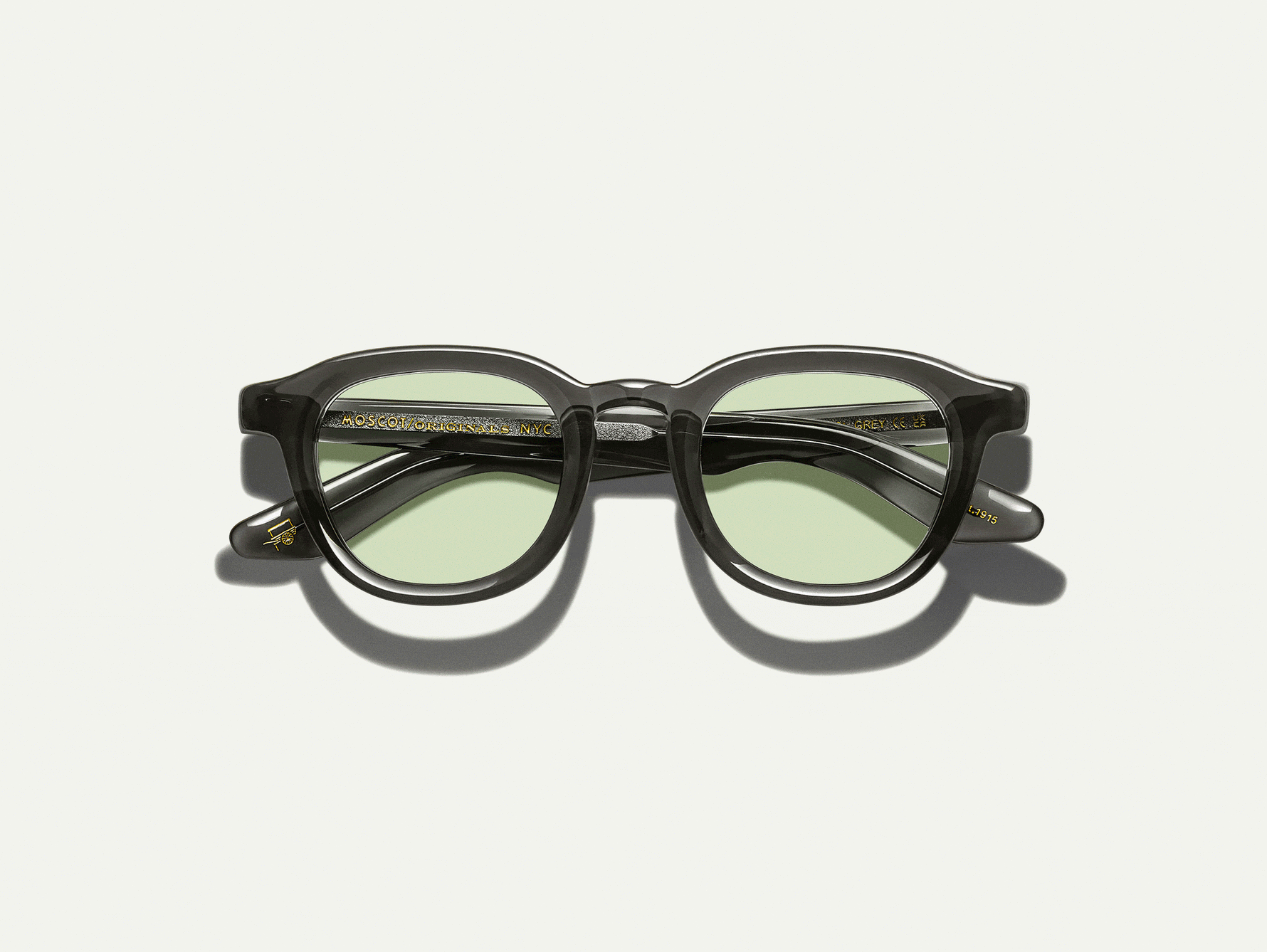 #color_grey | The DAHVEN in Grey with GREEN+ Tint